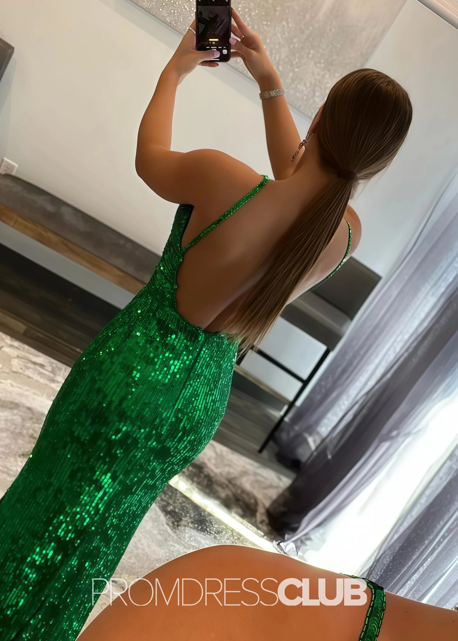 Grace |Long Green Prom Dresses Near Me With Mermaid Spaghetti Straps Sequins Backless