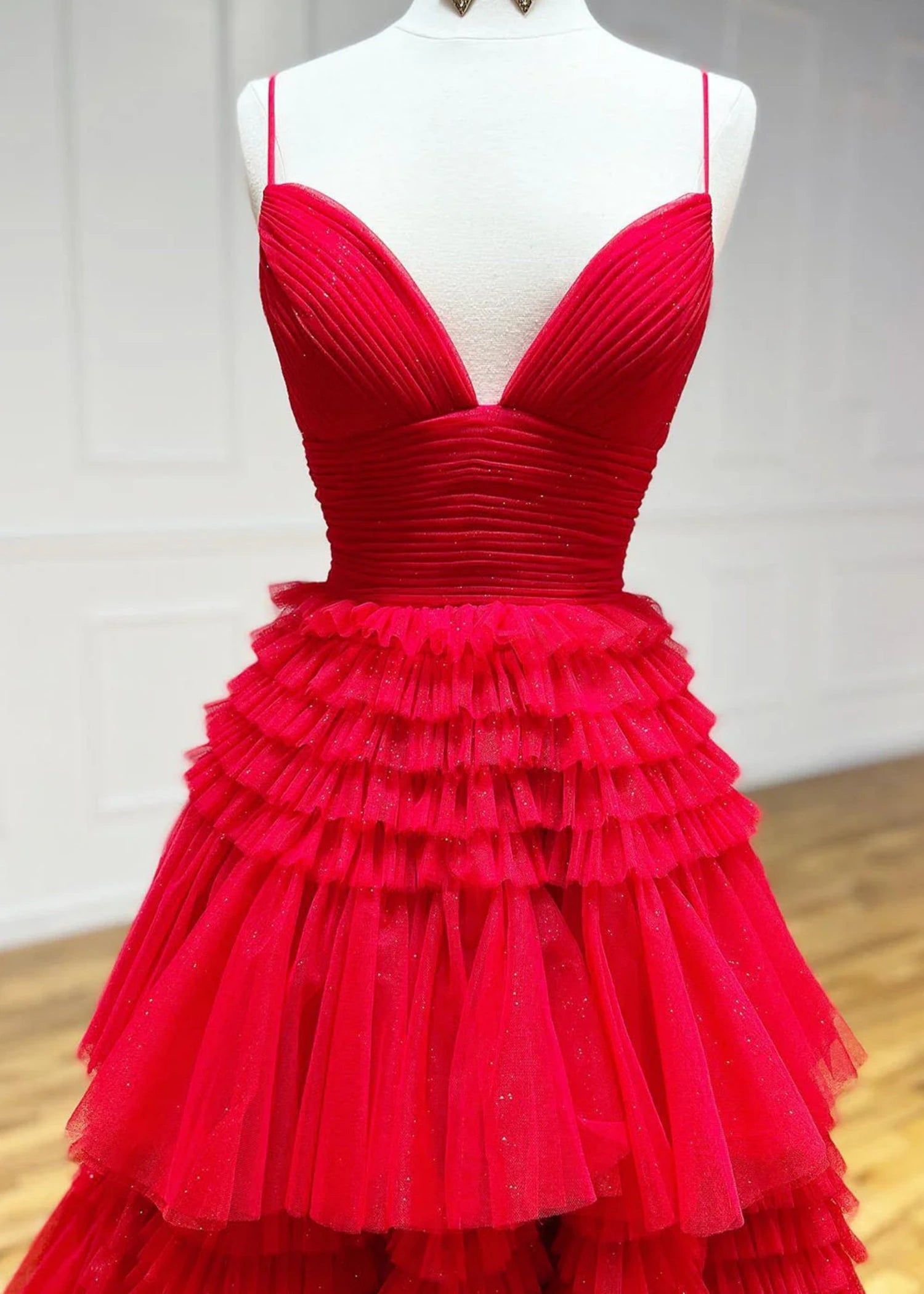 Cheryl |Deep V Neck Sweetheart Tiered Tulle Spaghetti Straps Red Long Prom Dress - Red - US0 - PromDressClub